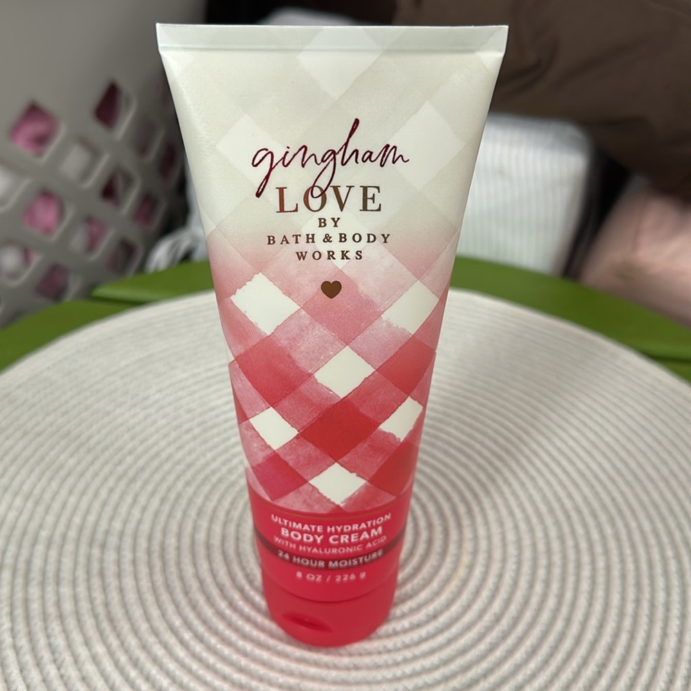 Bath & Body Works Gingham Love Body Cream - Picture 4 of 9